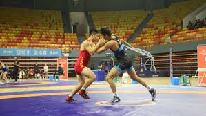 在篮球场上 在篮球场上